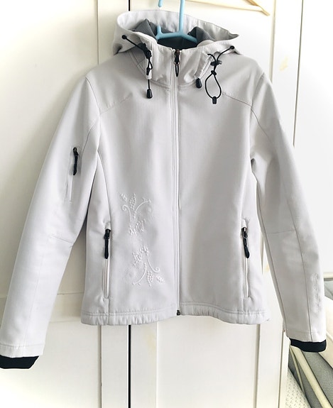 Product image 1 of 6