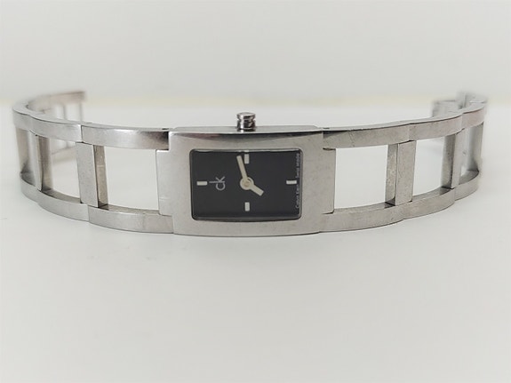 Calvin Klein rannekello, Swiss Made Tori