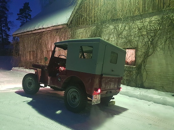 Osia ja varusteita: CJ-2A, CJ-5, CJ-7, YJ, TJ, JK, JL