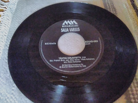 Saija Varjus / Susanna Heikki 7"Single