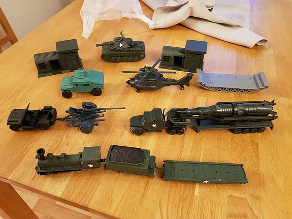 Product image 1 of 3