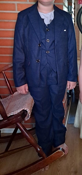Poikien puku koko 146 cm