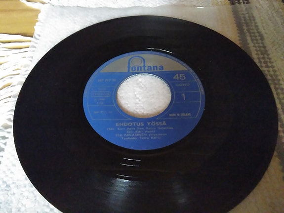 Esa Pakarinen 7" Ehdotus yössä