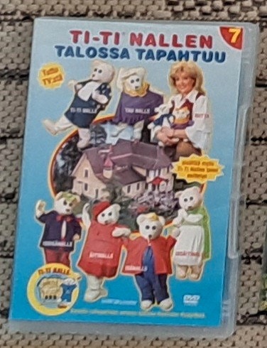 Ti-ti nallen talossa tapahtuu 7 dvd