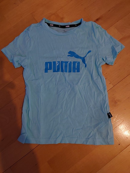 Puman T-paita