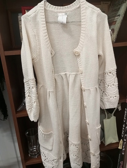 H&M neuletakki, koko M, hinta 15 e posteineen