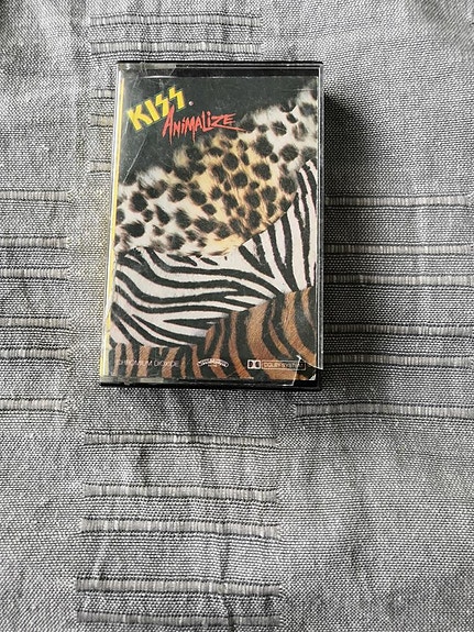 Kiss