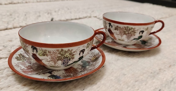 Japanilaiset teekupit