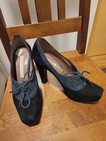 Black Suede Pura Lopez Olga Suede Zapatos Salon Stilettos BLACK