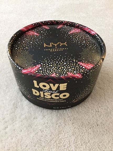 NYX Love, lust Disco kimallepuuteri