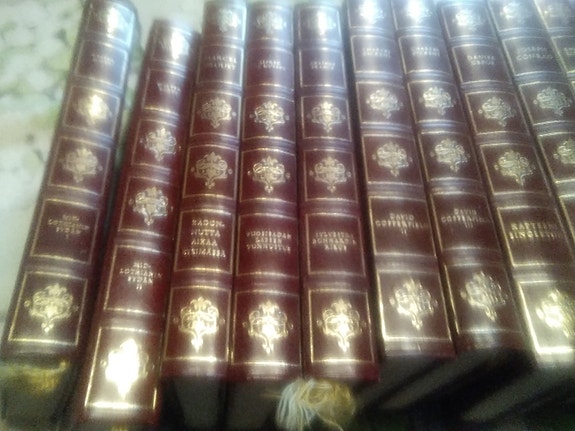Ex libris x 31