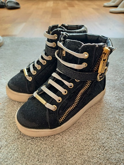Michael Kors tennarit 25