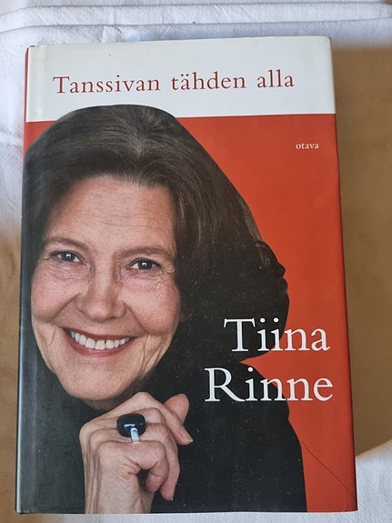 Tanssivan tähden alla - Tiina Rinne