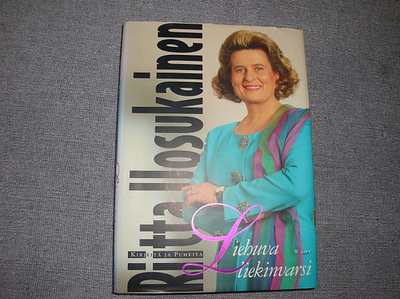 Liehuva liekinvarsi Riitta Uosukainen