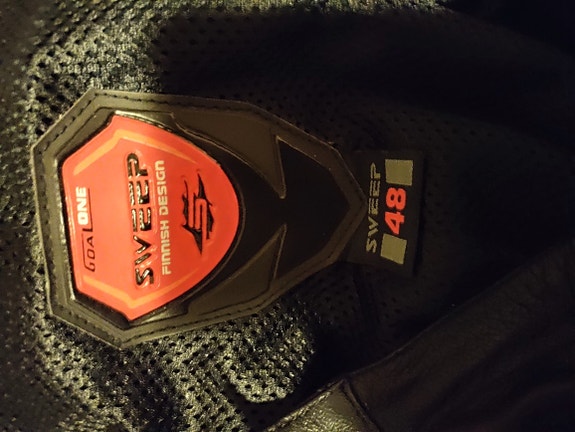 Product image 1 of 6