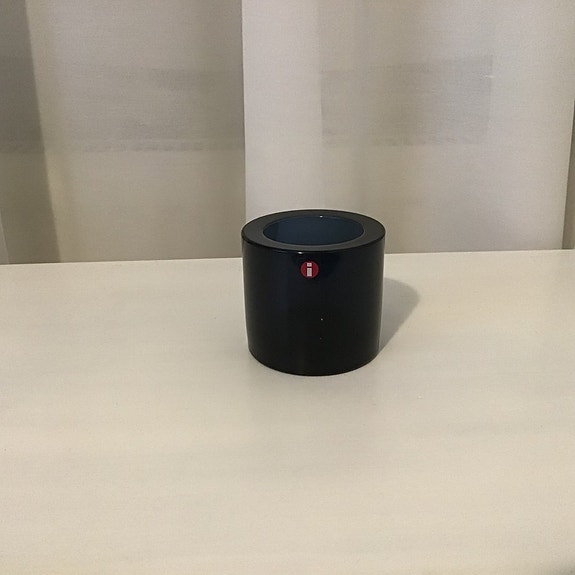 Iittala Kivi mustikansininen.
