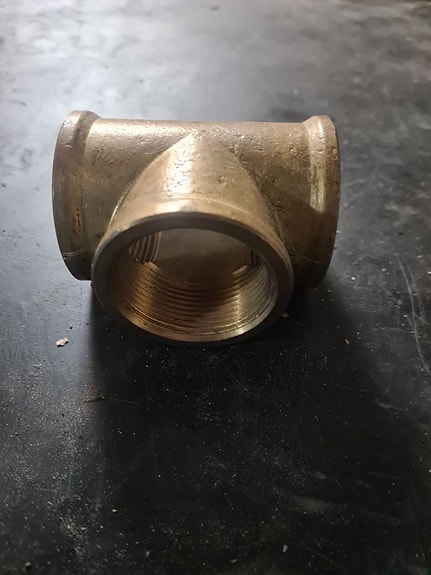 T-haara messinki 1 3/4". Sisäkierteellä.UUSI