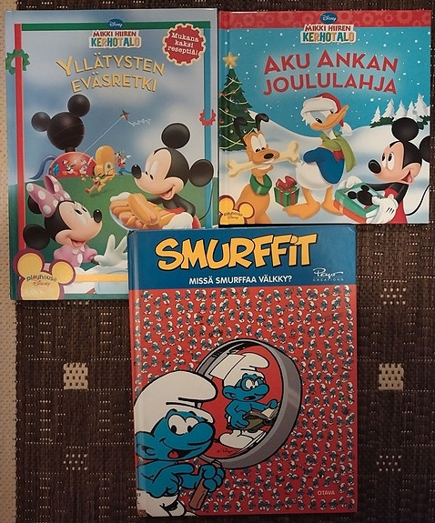 Disney Mikki Hiiren kerhotalo kirjat
