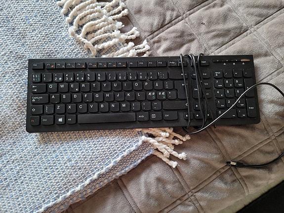 Lenovo näppäimistö