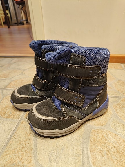 Superfit goretex kengät koko 30