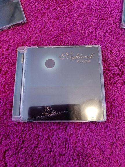 Product image 1 of 3