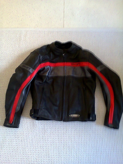Swift Omega nahkatakki koko S
