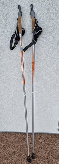 Karhu Sport kävelysauvat 135cm