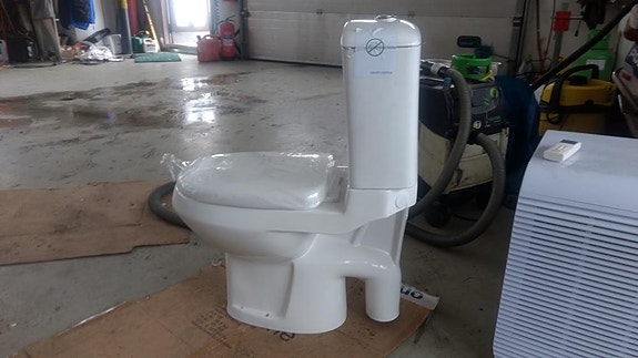 Product image 1 of 3
