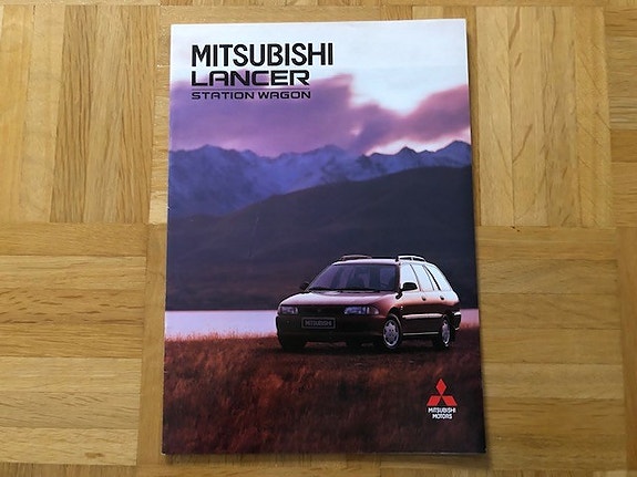 Esite Mitsubishi Lancer Station Wagon 1992