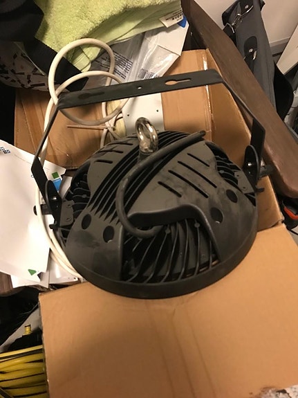 Product image 1 of 4