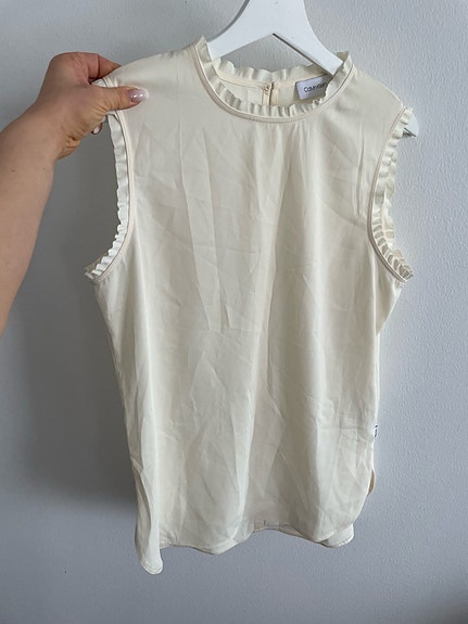 Calvin klein toppi koko 40