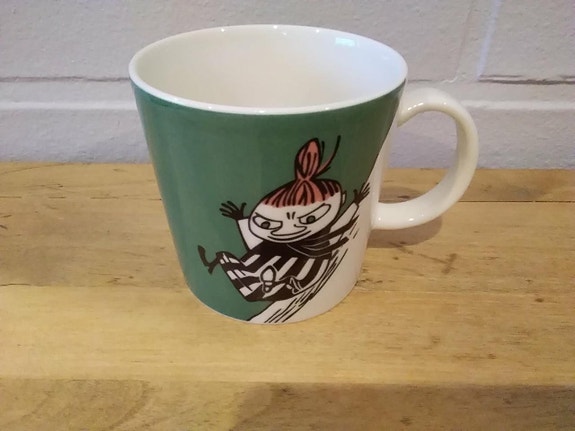 Pikkumyy liukumäessä