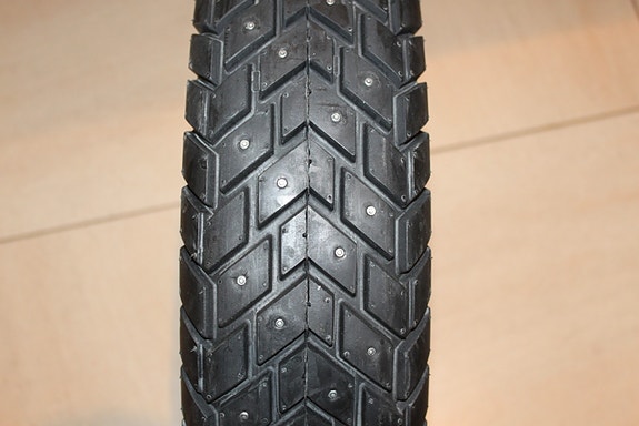Deli nastarengas 130 / 70 - 17 62S TT 120-nastaa