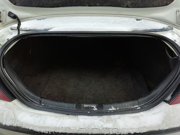 Ford Mondeo 2001-2007 tavaratilanmatto