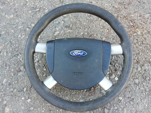 Ford Mondeo 2001-2007 ohjauspyörä