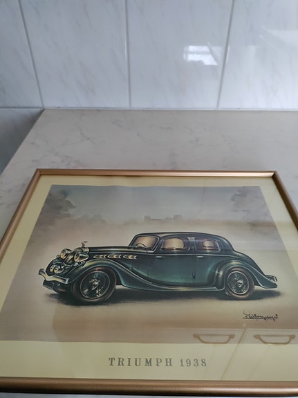 Taulut vanhoista autosta
