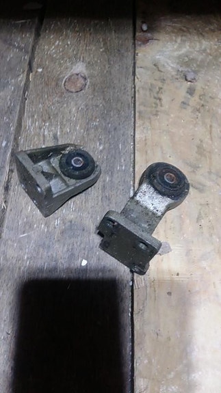 Evinrude/johnson 40-60hv moottorin korvakkeet