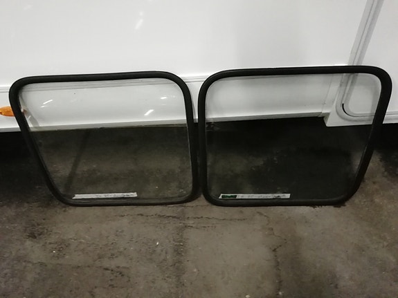 Fiat Ducato 1991-2001 takaparioven lasit