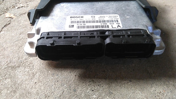 Opel Vectra B ECU boksi