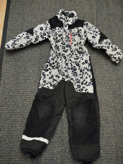 H&M toppahaalari koossa 122
