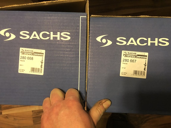Mazda 323 BJ Sachs Etuiskarit 98-00