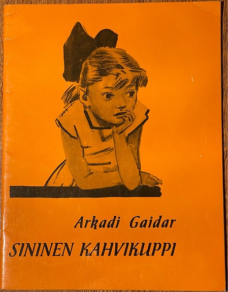 Sininen kahvikuppi - Gaidar, Arkadi