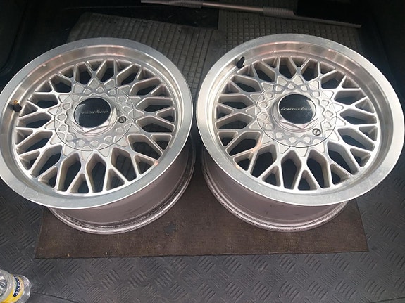Aluvanteet IRMSCHER 15 " tai 16 " jako 5 x 110