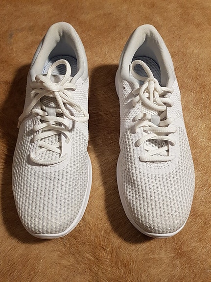 Nike Revolution 38/25cm tennarit tossut valkoiset