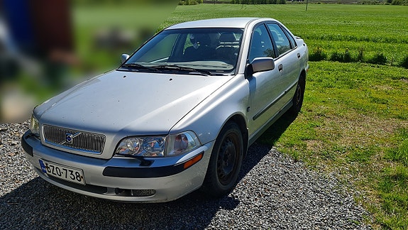 Volvo S40