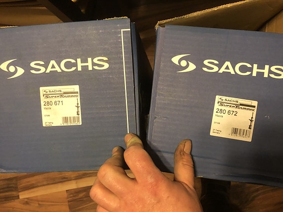 Mazda 323 BJ Sachs Takaiskarit 98-03