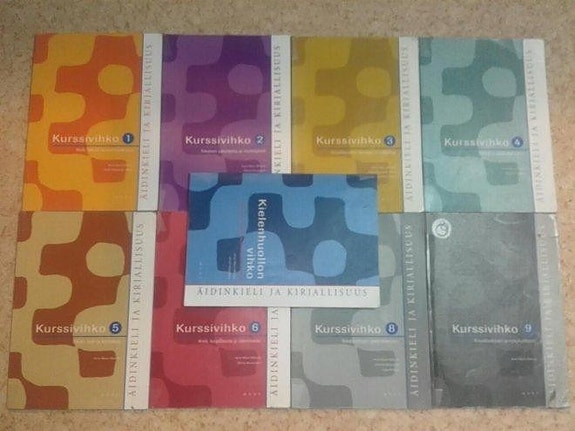 Äidinkieli ja kirjallisuus, kurssivihko sarja