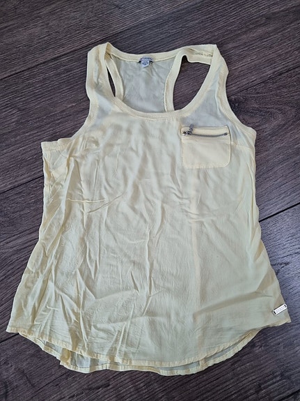 Guess toppi, koko xs