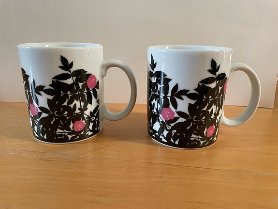 Marimekko Ruusupuu-mukit 2kpl