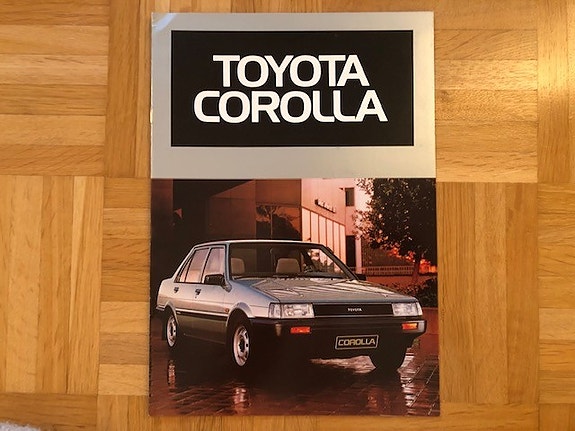 Esite Toyota Corolla E80 vuodelta 1985